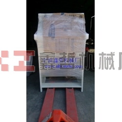 鋁壓鑄噴砂機(jī)，五金汽配噴砂機(jī)，亞克力噴砂機(jī)